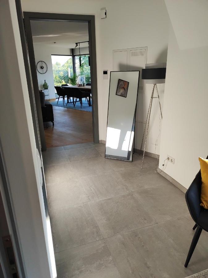 Luxurioeses Penthouse Mit Blick Auf Die Uno-City Und Dem Kaiserwasser. 3Schlafzimmer, 2 Baeder, Privat Lift Ins Apartment Vienna Luaran gambar