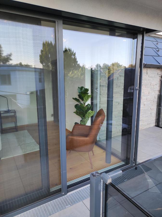Luxurioeses Penthouse Mit Blick Auf Die Uno-City Und Dem Kaiserwasser. 3Schlafzimmer, 2 Baeder, Privat Lift Ins Apartment Vienna Luaran gambar